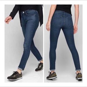 Athleta Sculptek dark wash skinny jeans Size 6